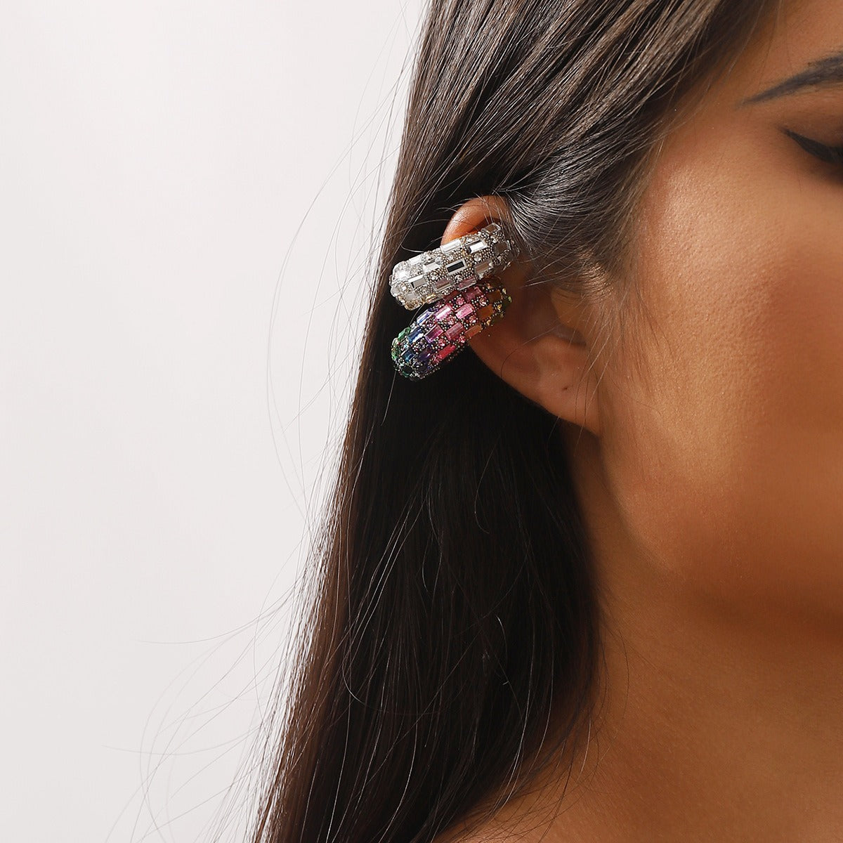 Geometric niche C-shaped earrings