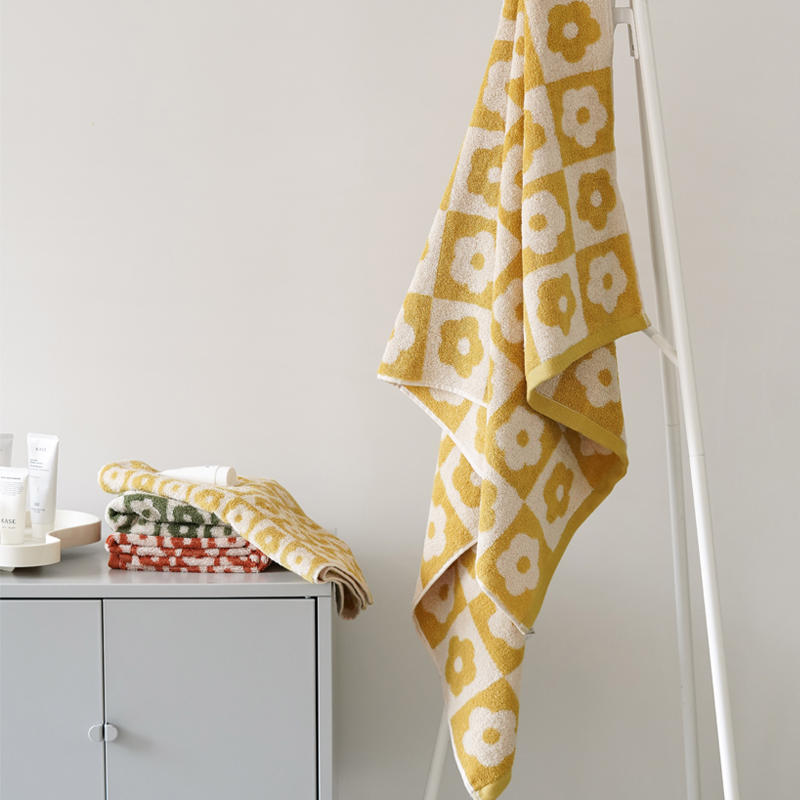 Plaid Series Bath Towel