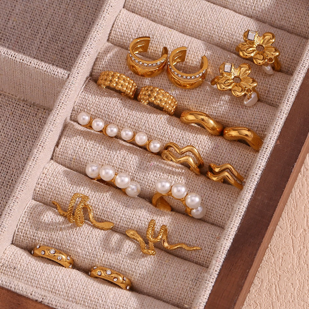 Niche light luxury simple earrings