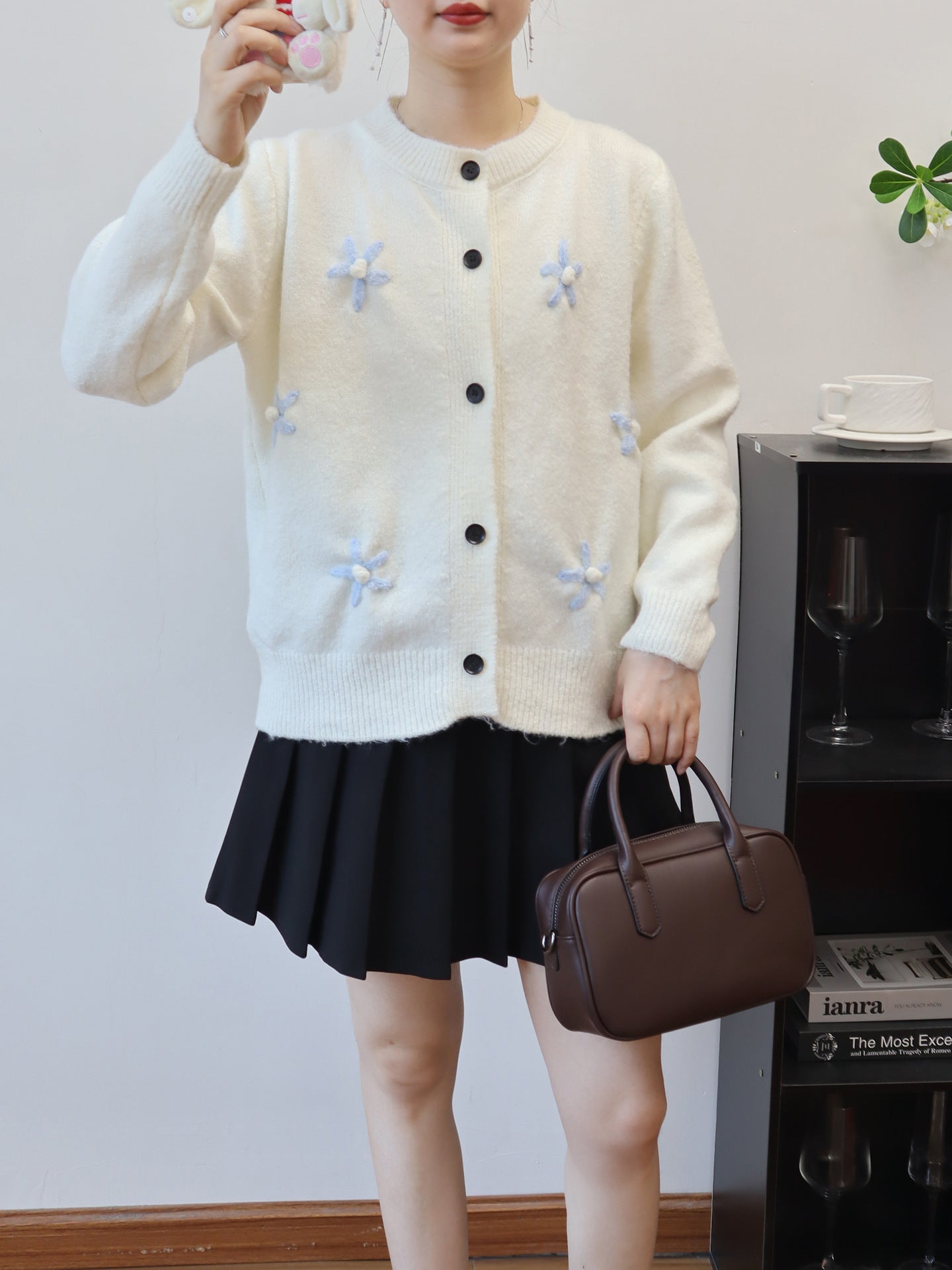 Embroidered Knitted Cardigan
