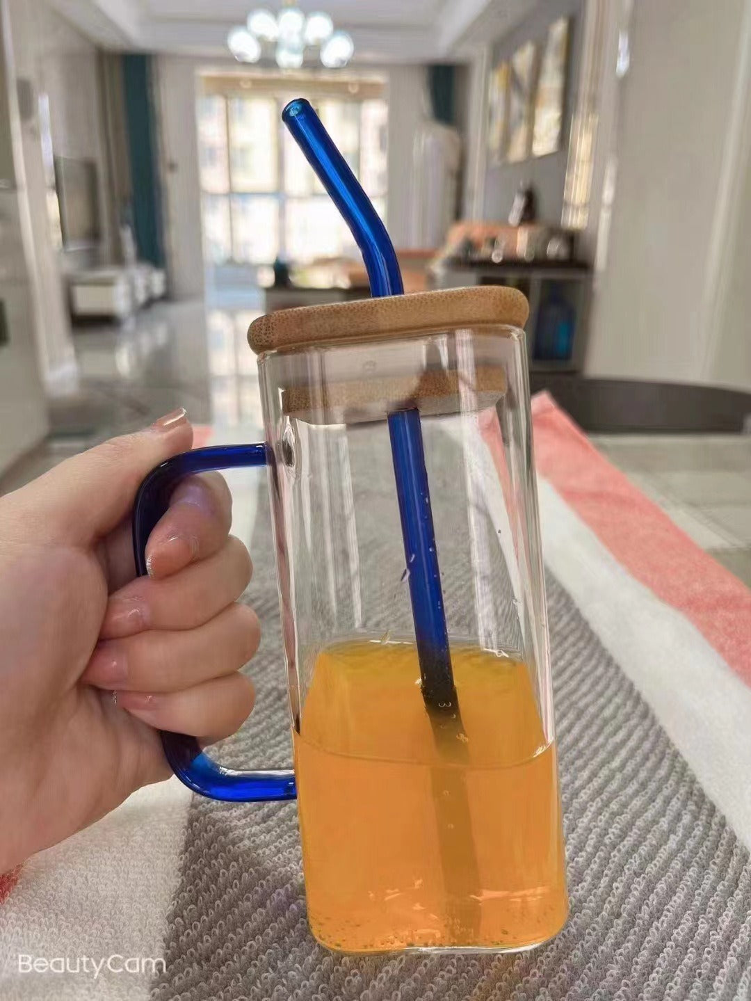 Square colored handle cup