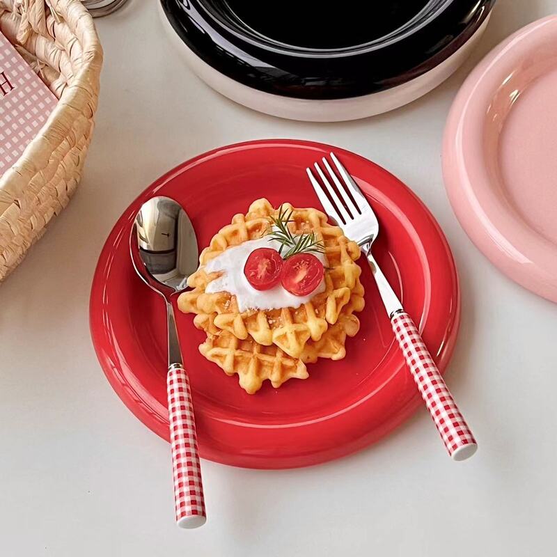 Round Ceramic Food Plate
