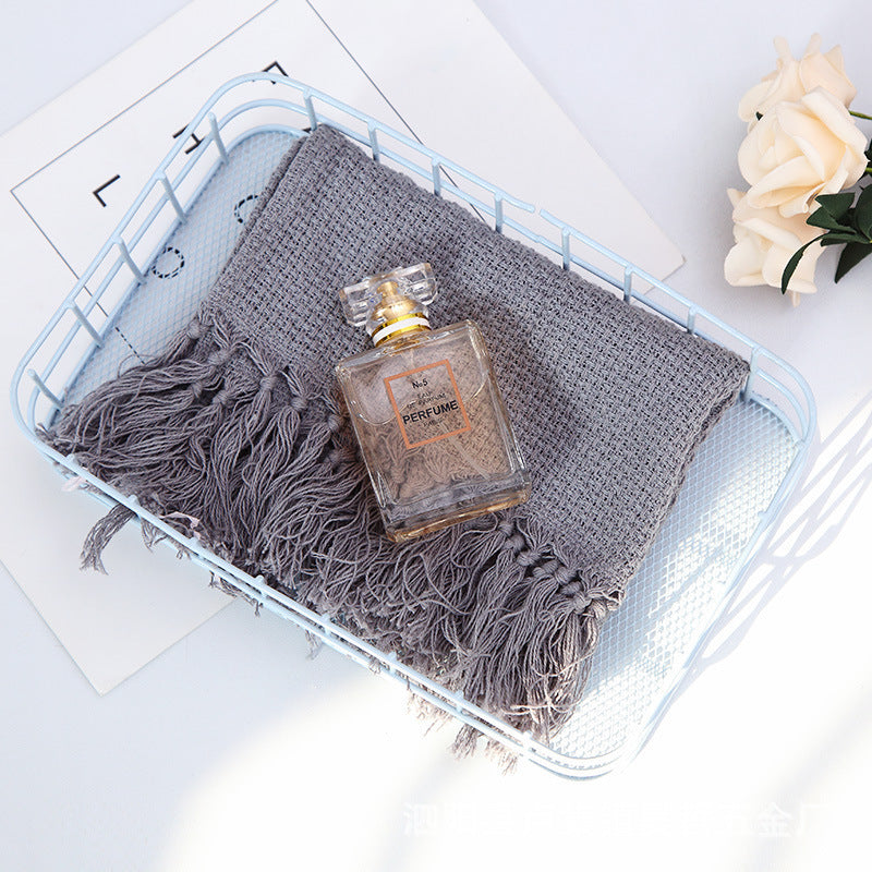 Desktop storage basket