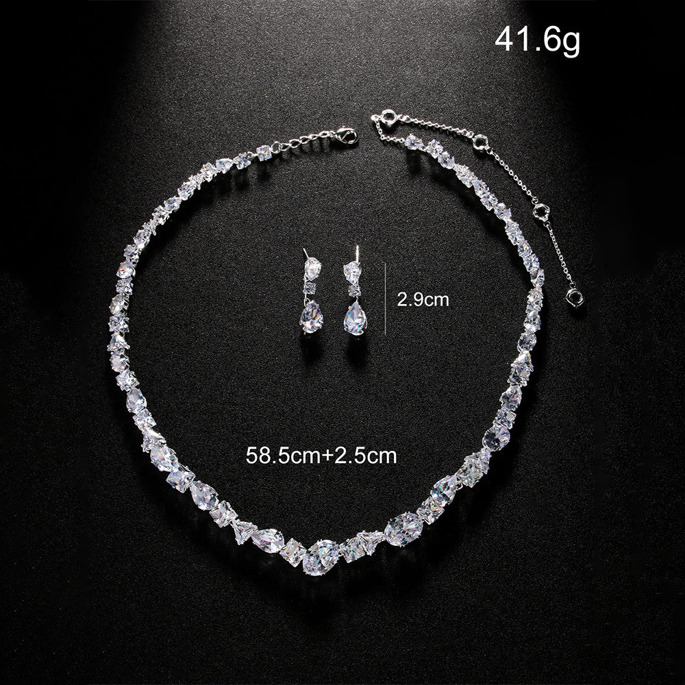 Necklace & earring set