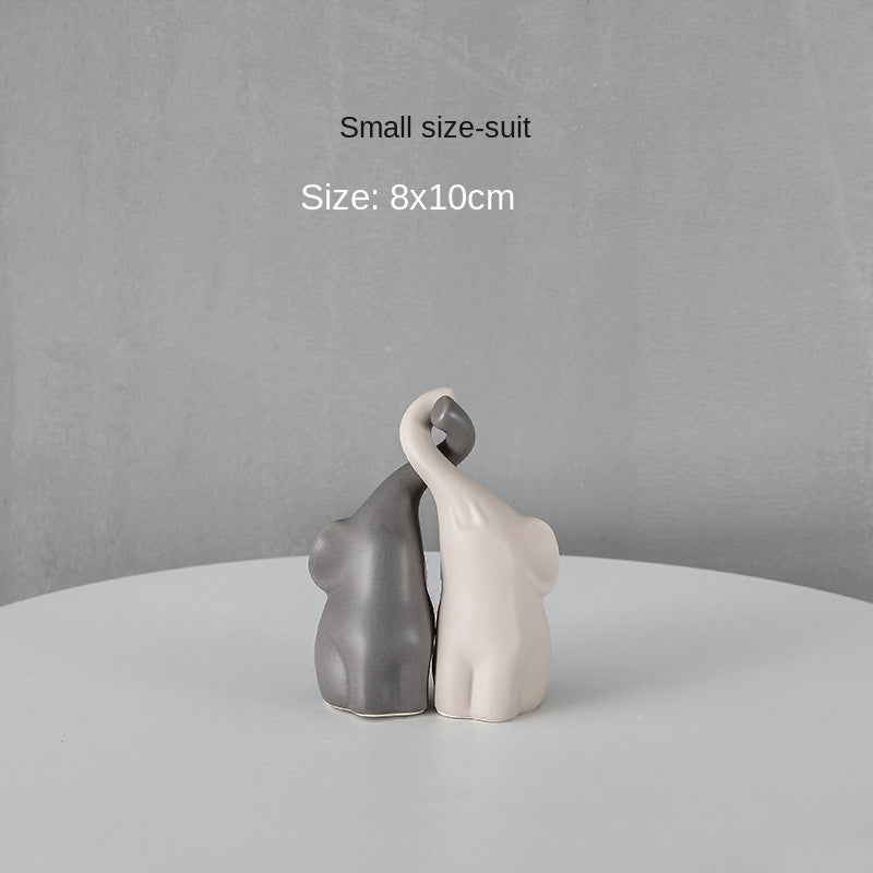 Adorable Elephant Couple Figurin Ornament