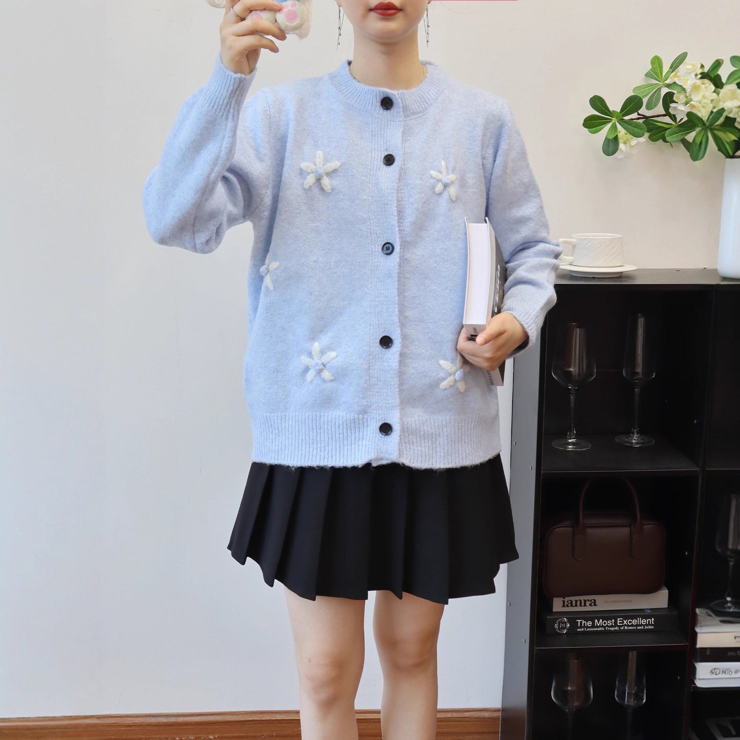 Embroidered Knitted Cardigan