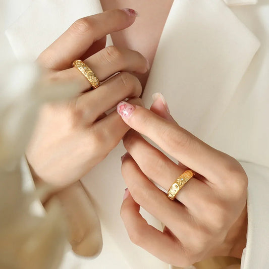 Star Moon Shaped Sparkling Zircon Ring