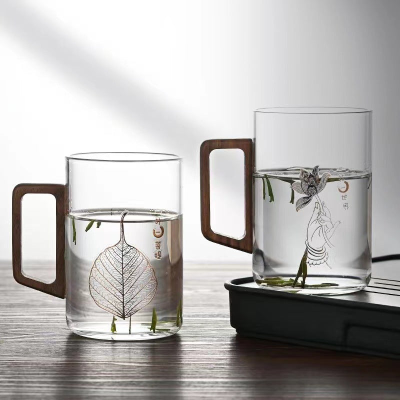 Tea cup with walnut handle