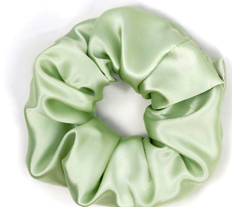 Large mulberry silk scrunchie