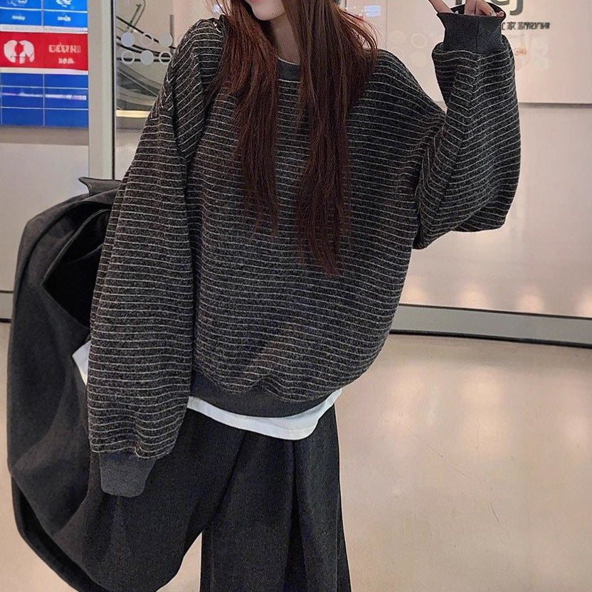 Round Neck Striped Sweatshirt