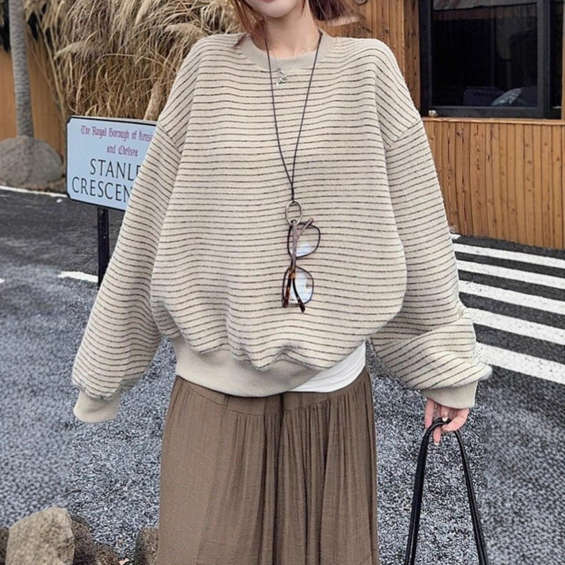 Round Neck Striped Sweatshirt