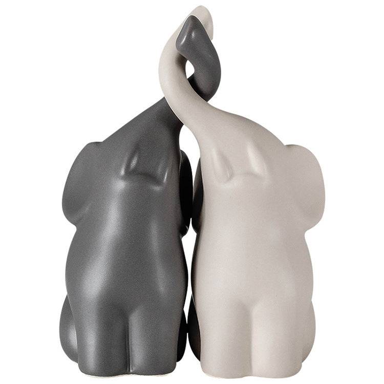 Adorable Elephant Couple Figurin Ornament