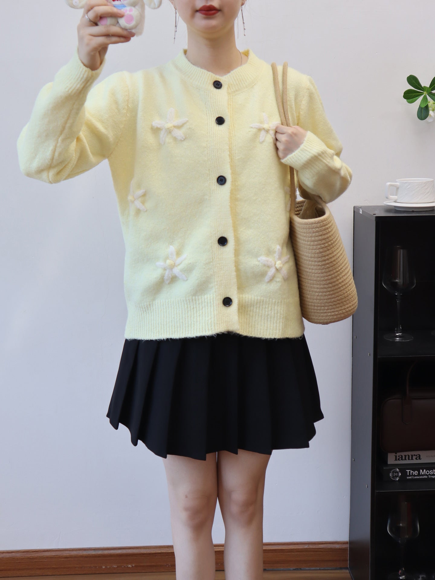 Embroidered Knitted Cardigan