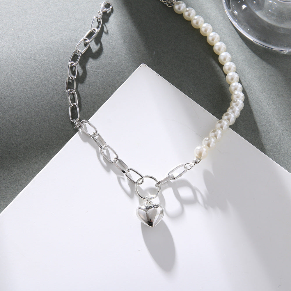 Heart-shaped pearl collarbone necklace